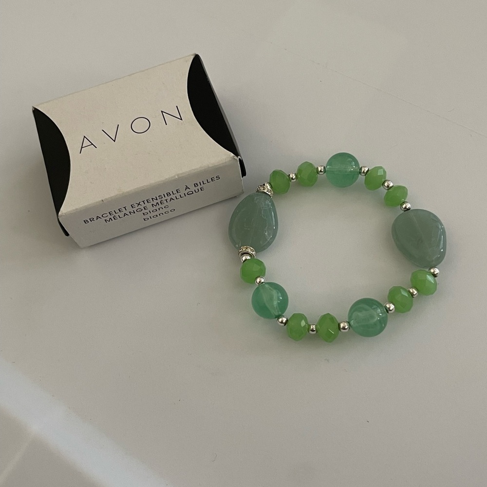 NEW Avon Green Bead Stretch Bracelet